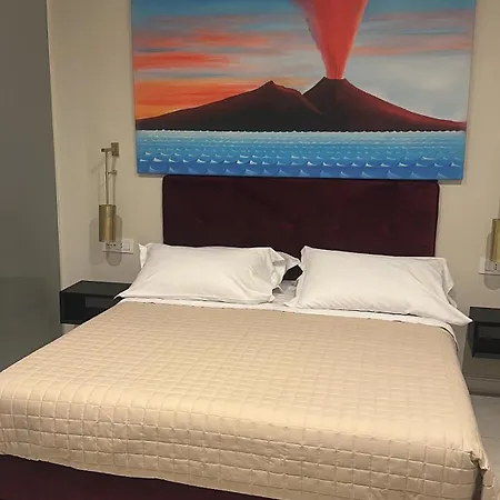 Svelata Toledo 3* נאפולי