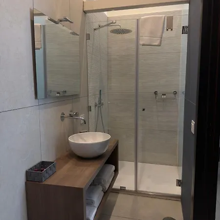 Svelata Toledo Bed & Breakfast Napoli