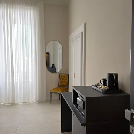 Svelata Toledo 3* Neapol